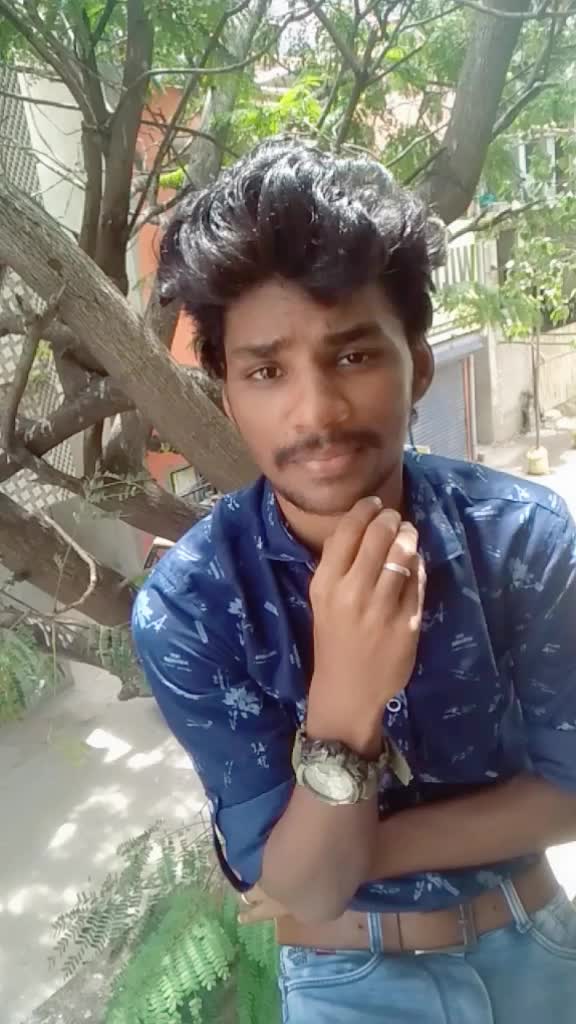 @LOVELY_VIGNESH143
