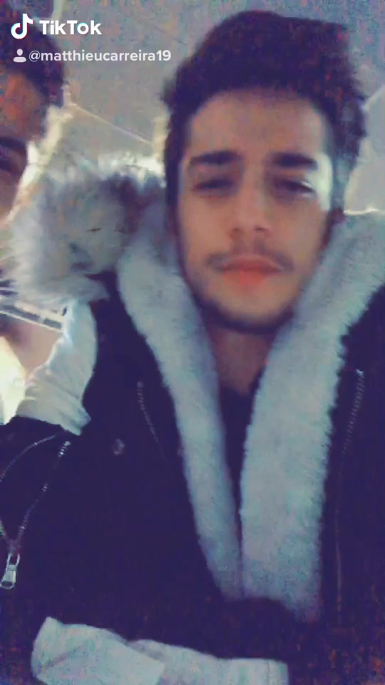 @DøsañC « 9k »