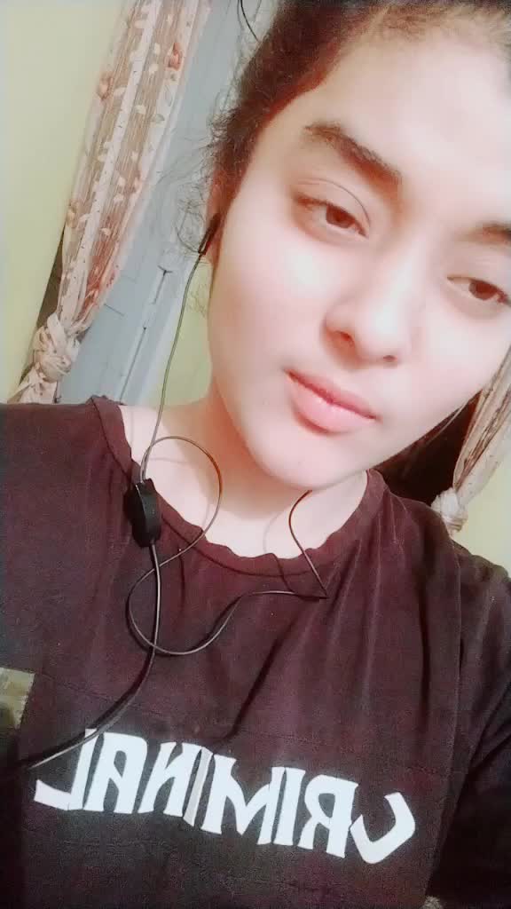 @👸Sherni 😎