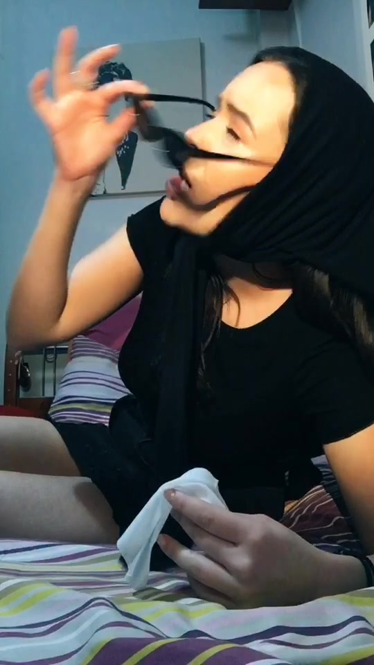@Κλειω Καμπολη