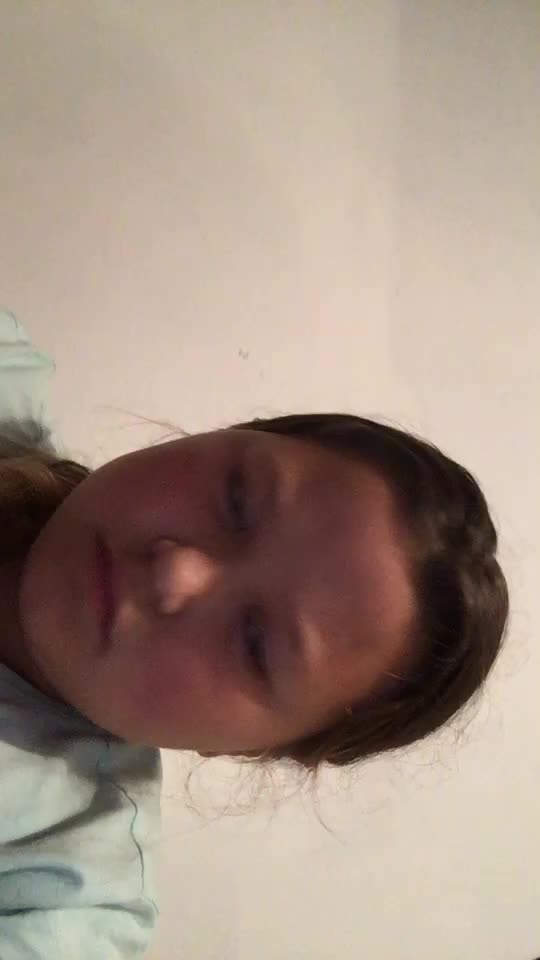 @MANIXZYO/little sis