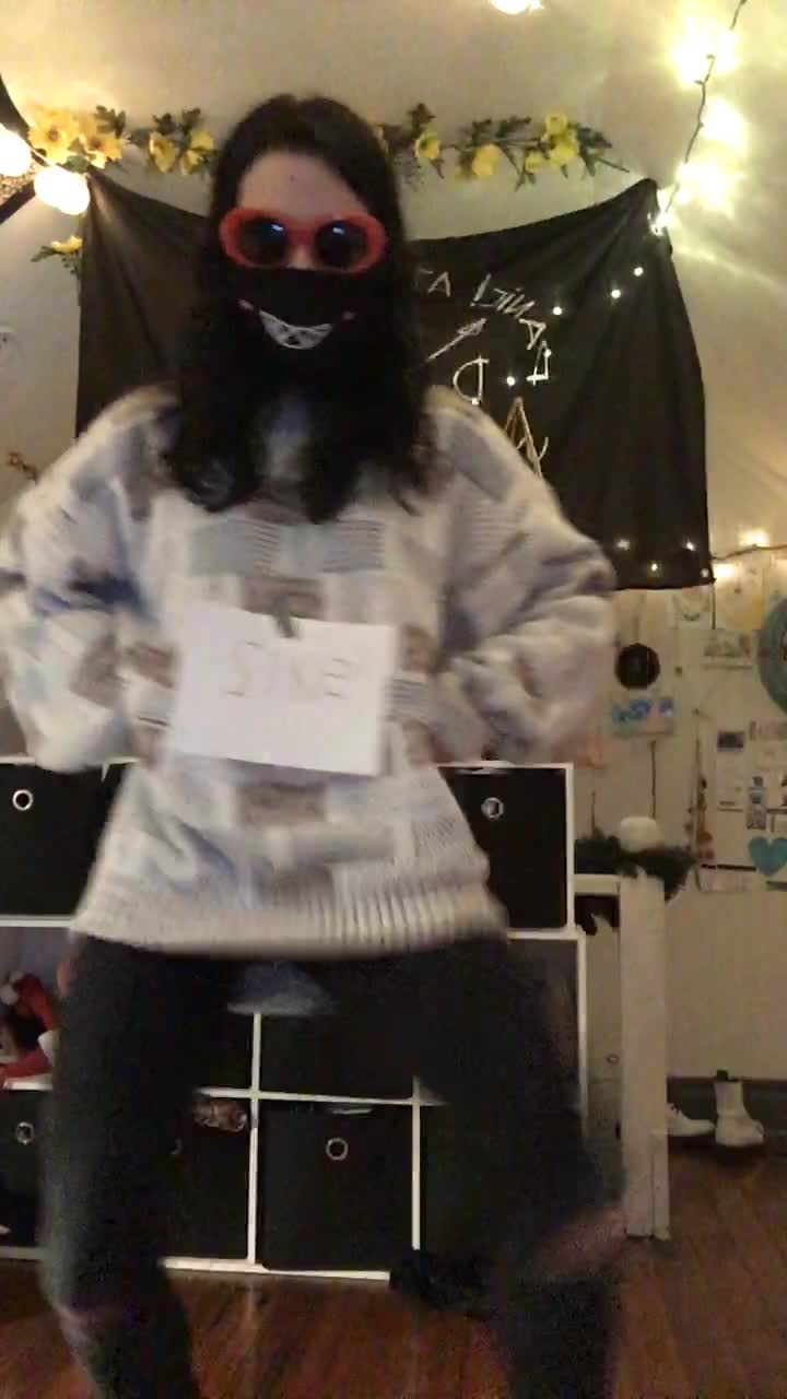 @shelby >:0