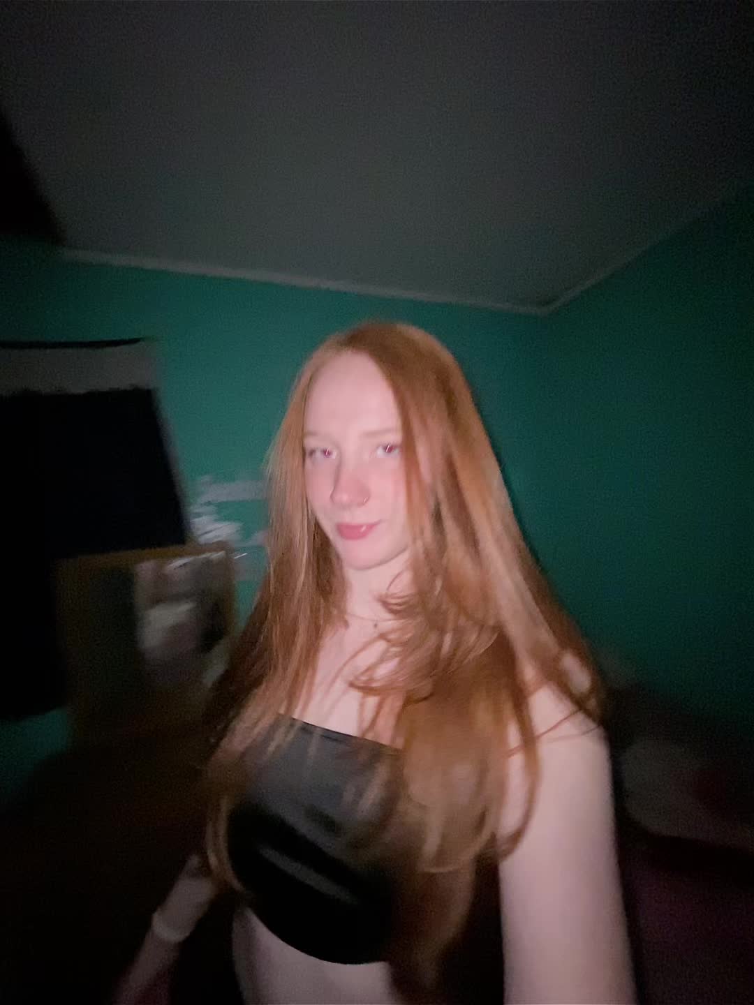 @Tayná
