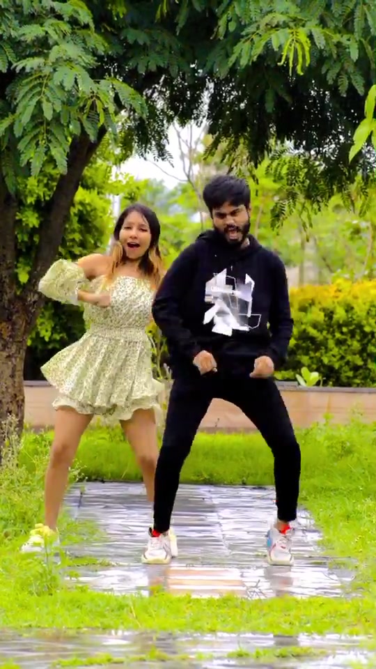 @dance_xi_vishal