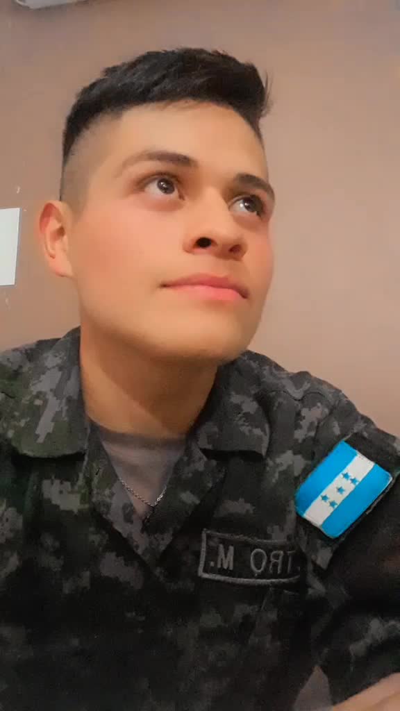 @CASTROAXEL👀 Hojts 👮♂️