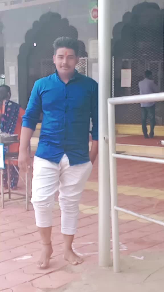@praveen karisiri