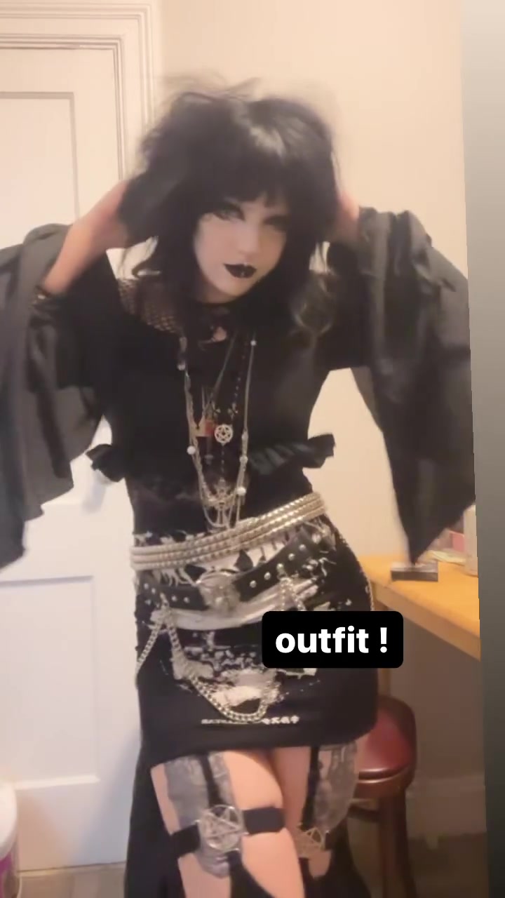 @andie🦇