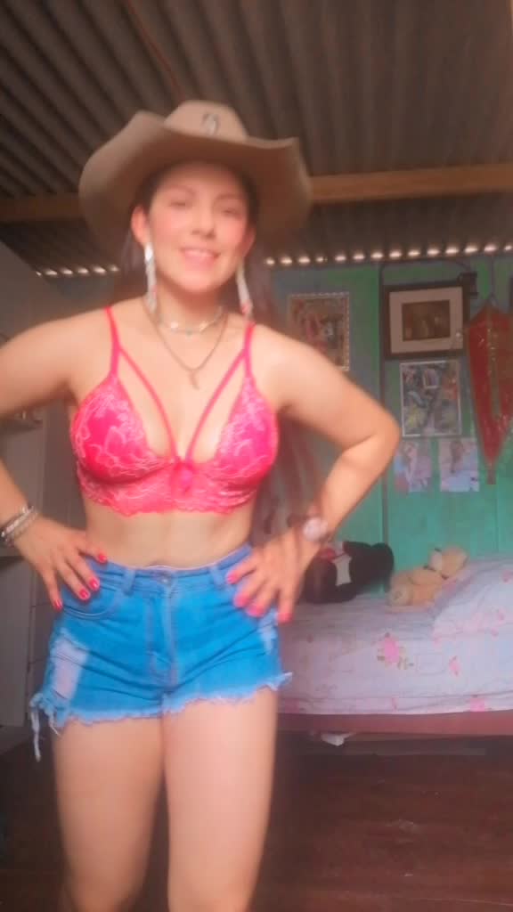 @Yucely