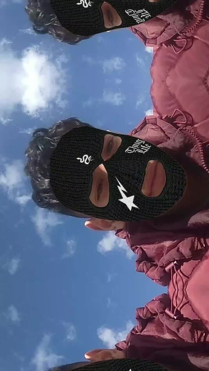 @yanisazzi1@