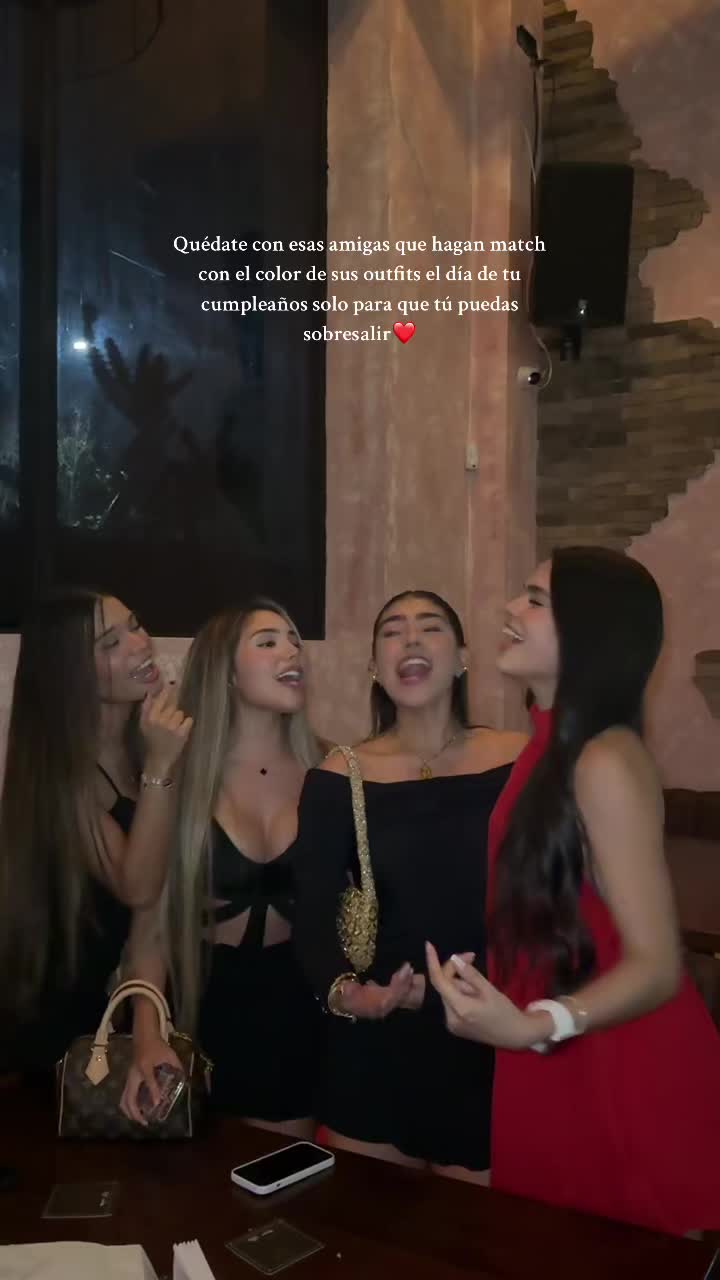 @SOFÍA CONSTAÍN