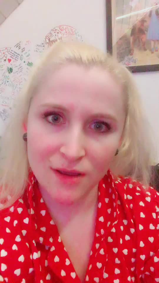 @lilyguggenbuehl
