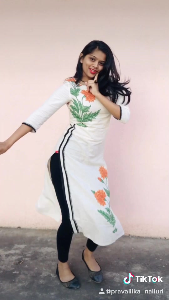 @pravallika_nalluri
