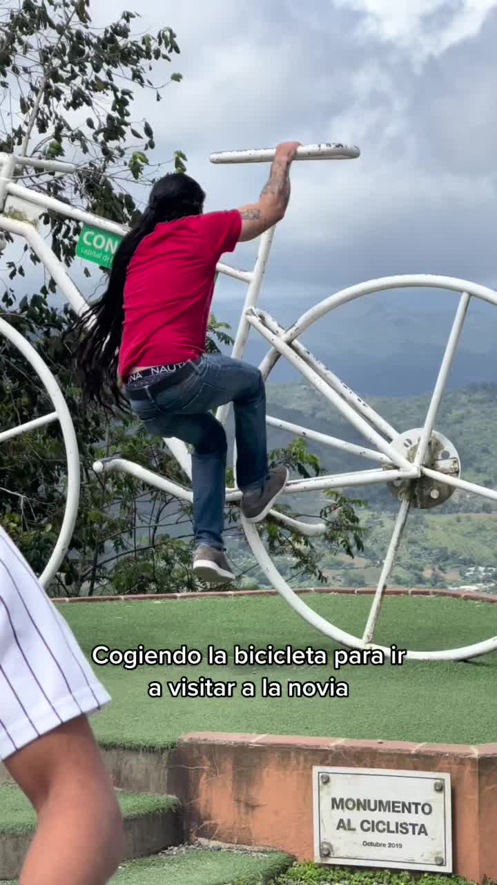 @Fari Reyes