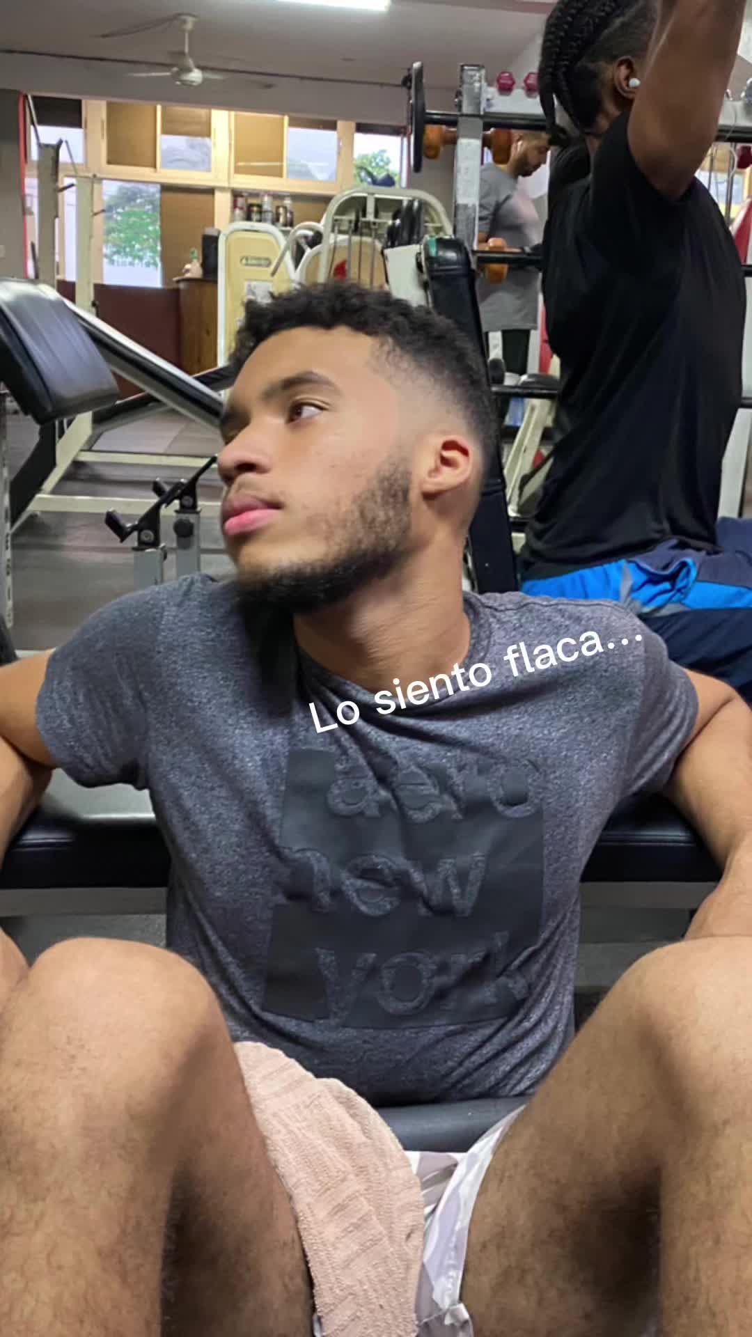@UzuuST