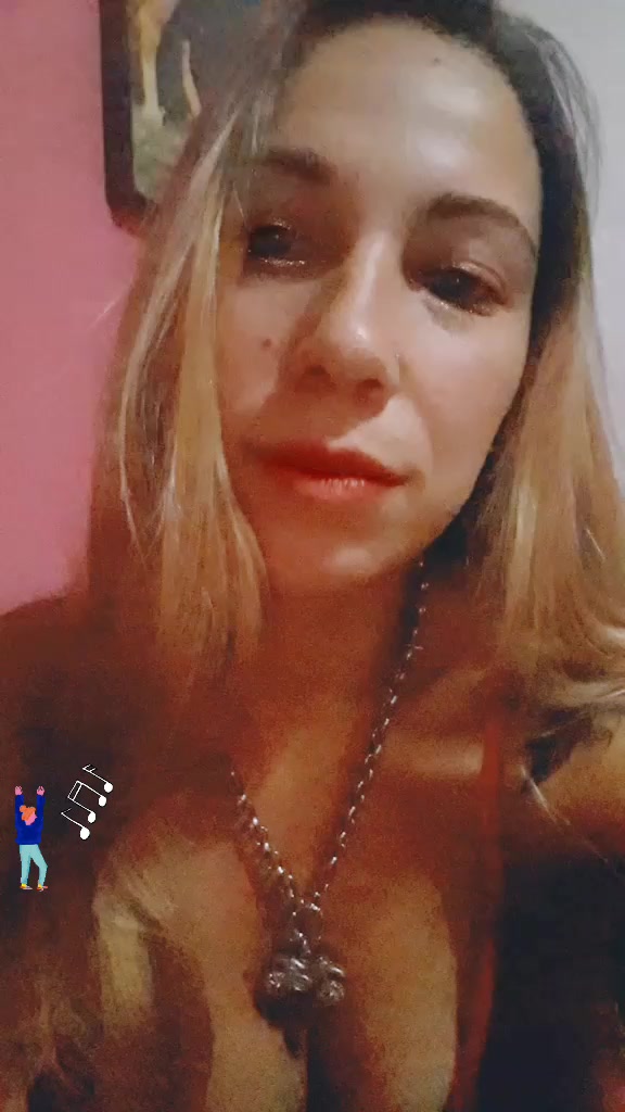 @Claudia Britos