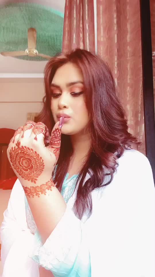 @Nida Khan🦋