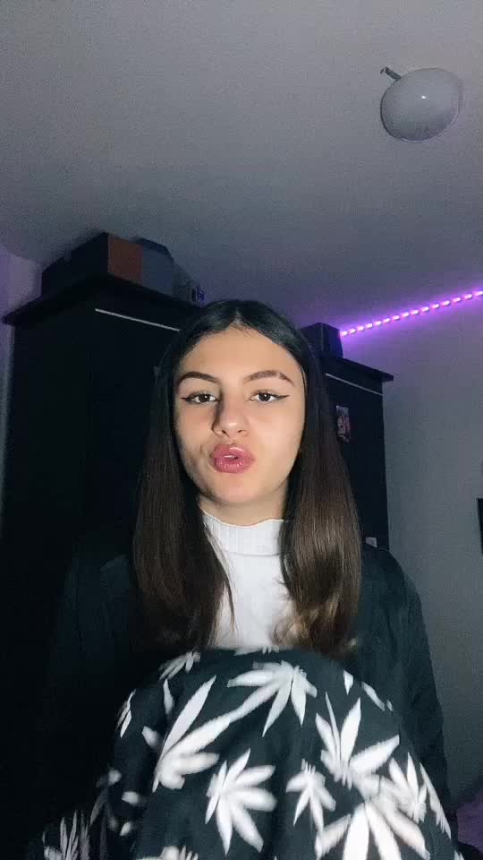 @camilliaxx_52