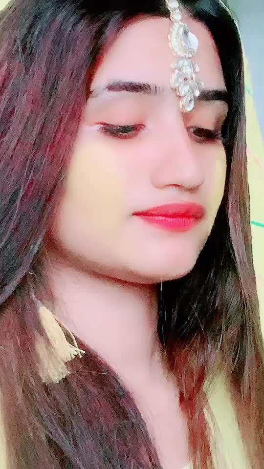 @Zara Khan 🔥