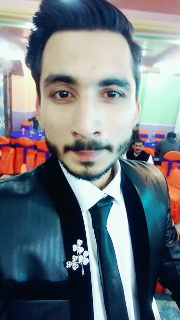 @Azee