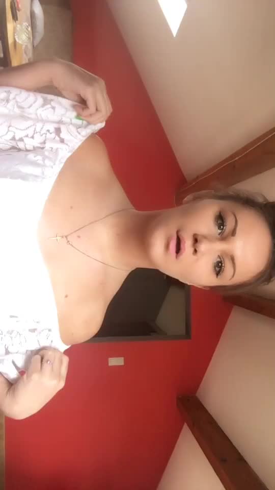 @caroline.tinss