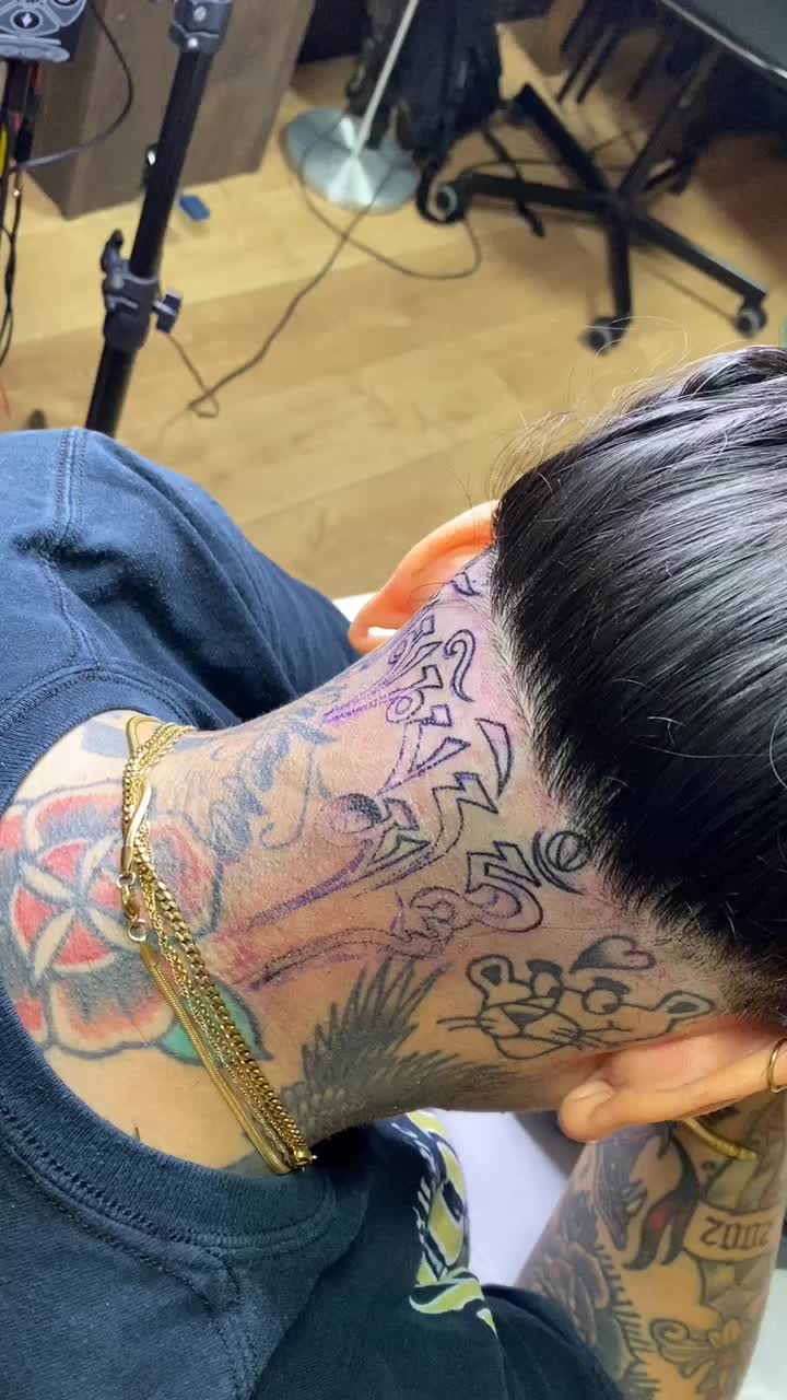 @laeterna__