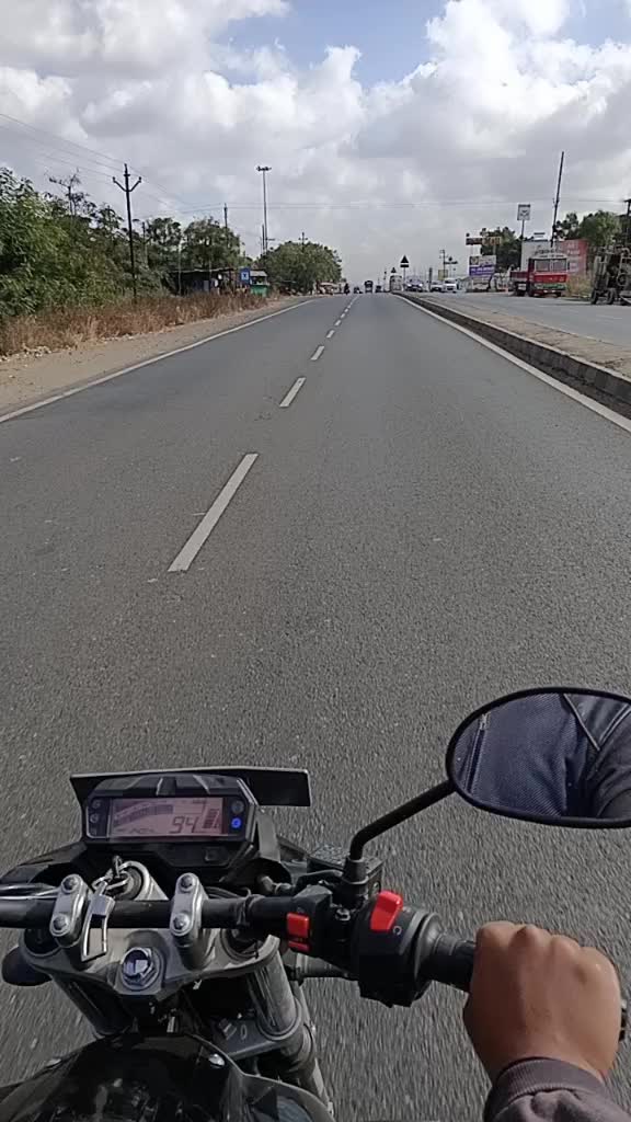 @विवेक शिंदे