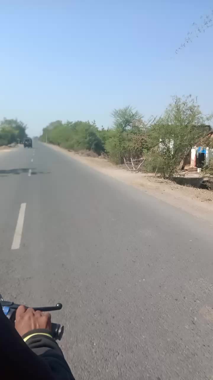 @Azad Bhai😙V