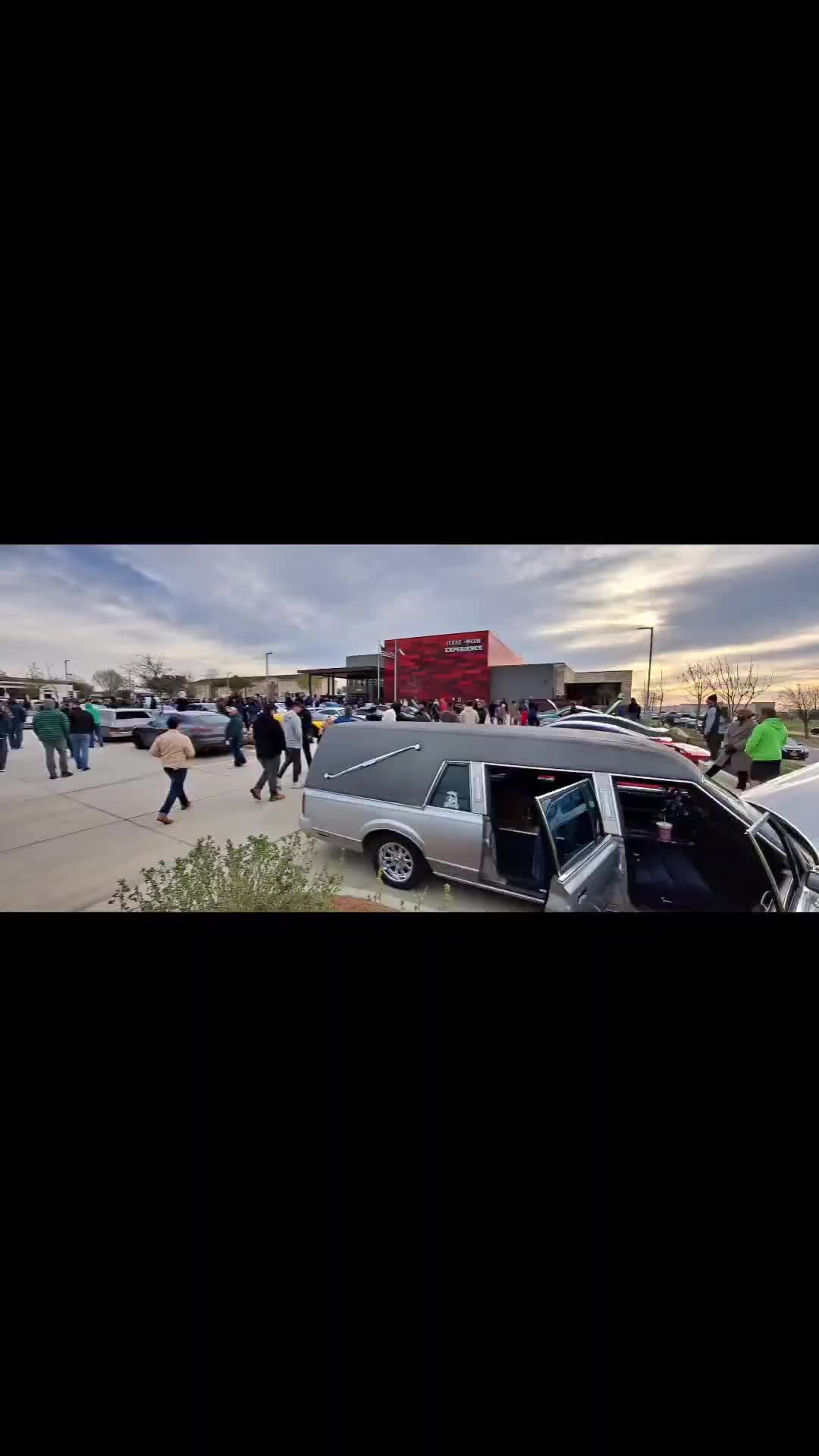 @thesilverphantomhearse