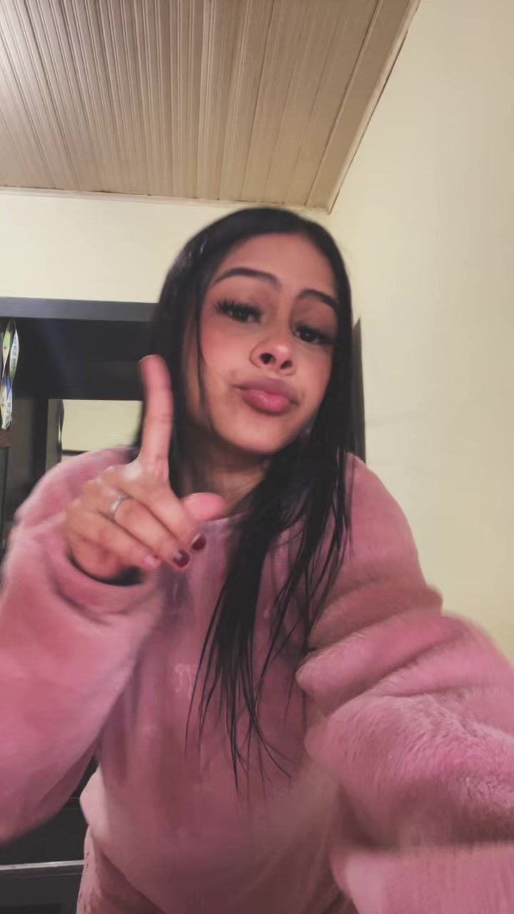 @Isinha do ghost ☹️⭐️