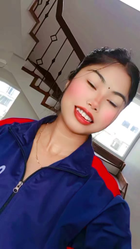 @Radha💦✨