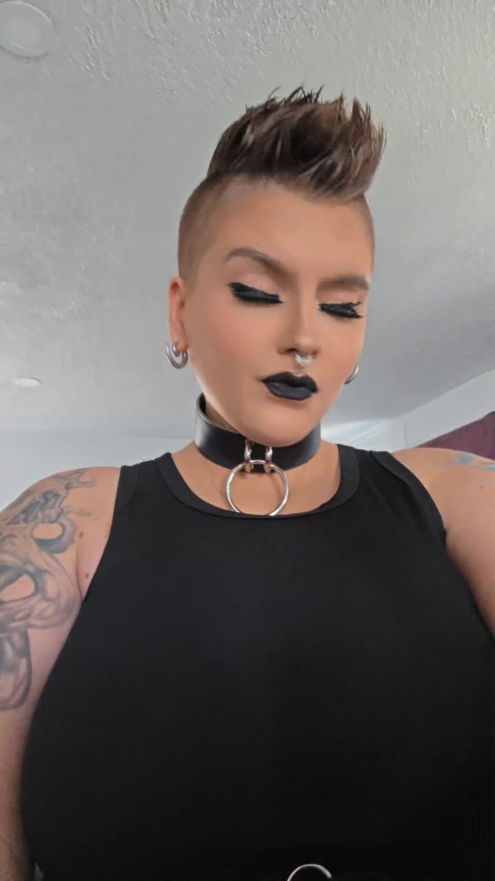 @🖤Savannah🦇👻