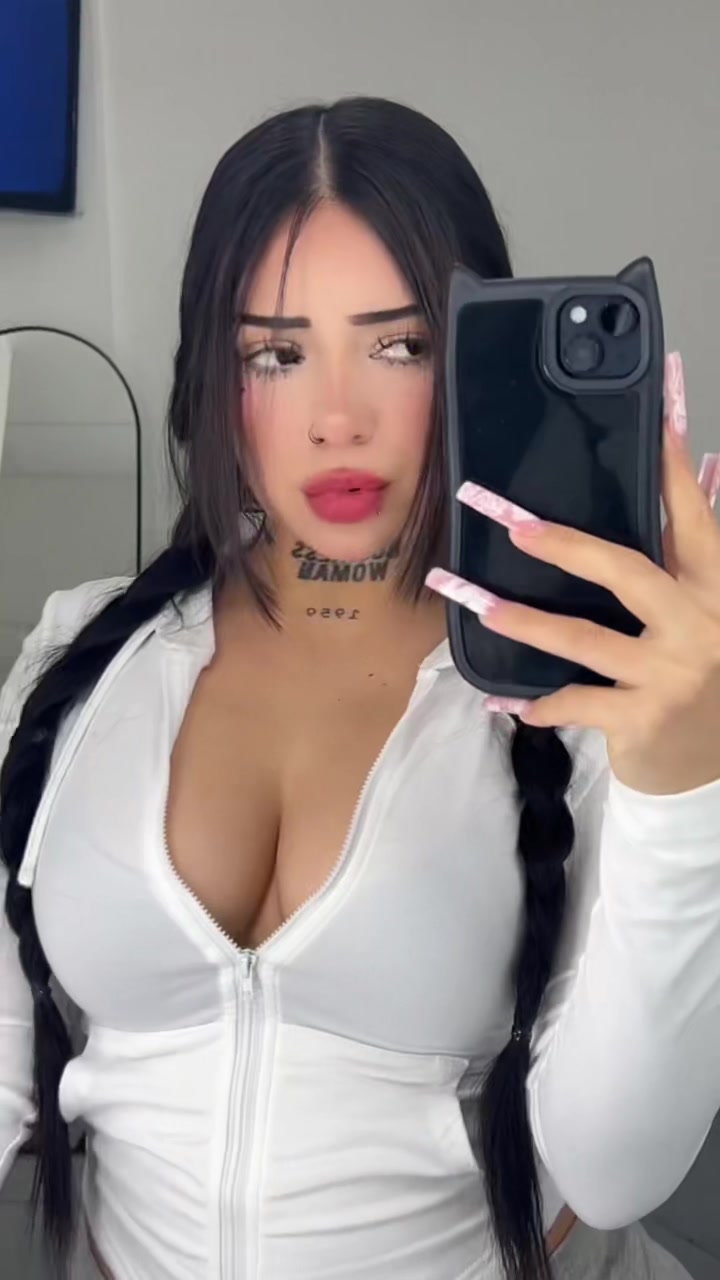 @brihana🕷️