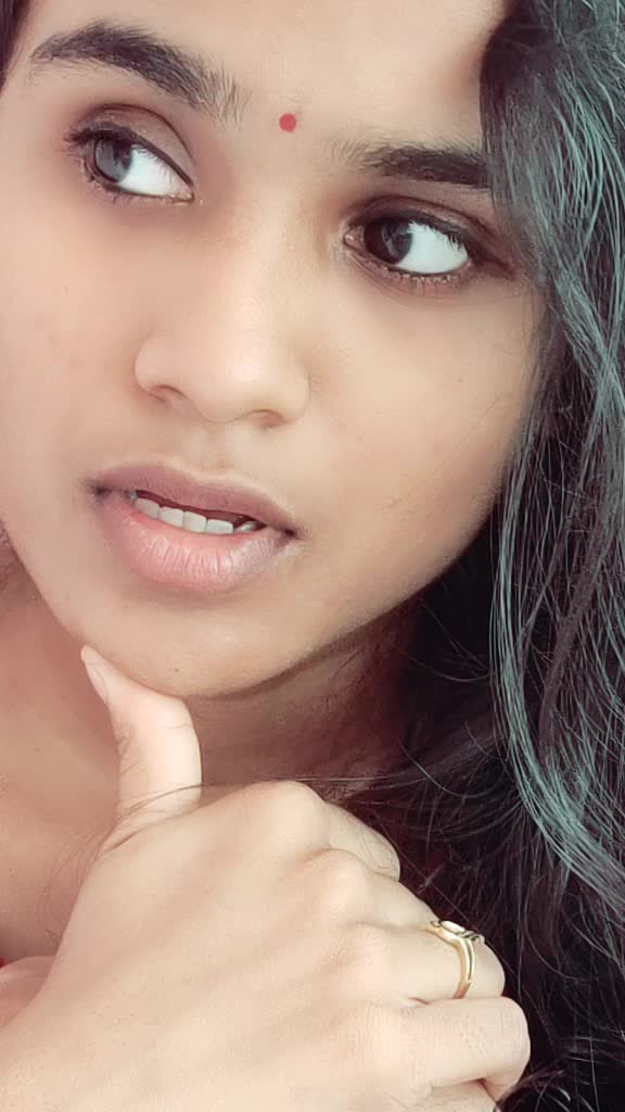 @Priya👑