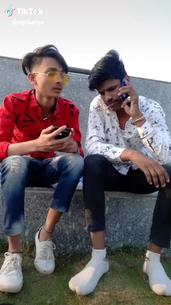 @mr .Ritik _ludelde09