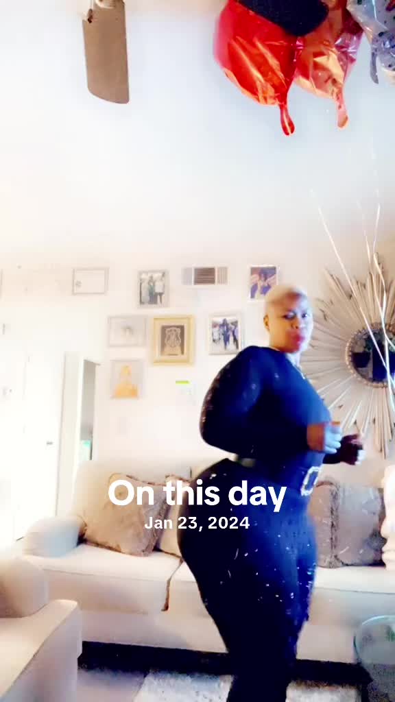 @Vicky&ensp;🙏🏾💕💃🏾🇺🇸