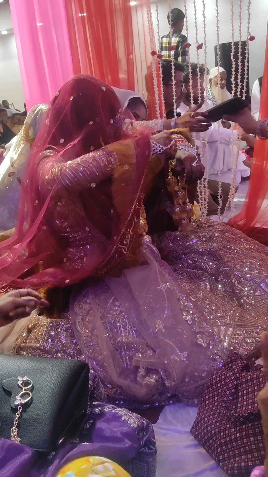 @Haya Khan
