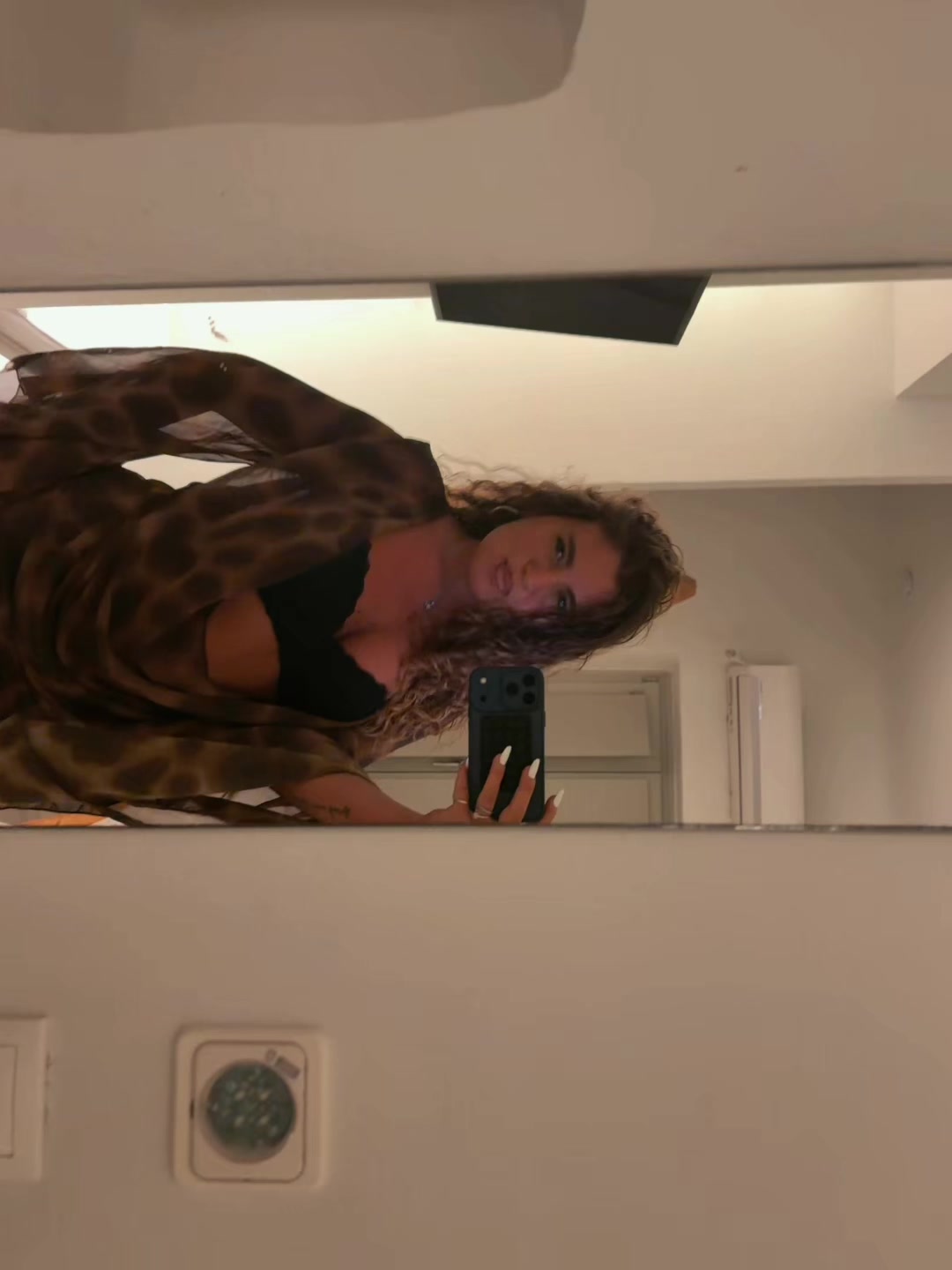 @rebbb💋💋
