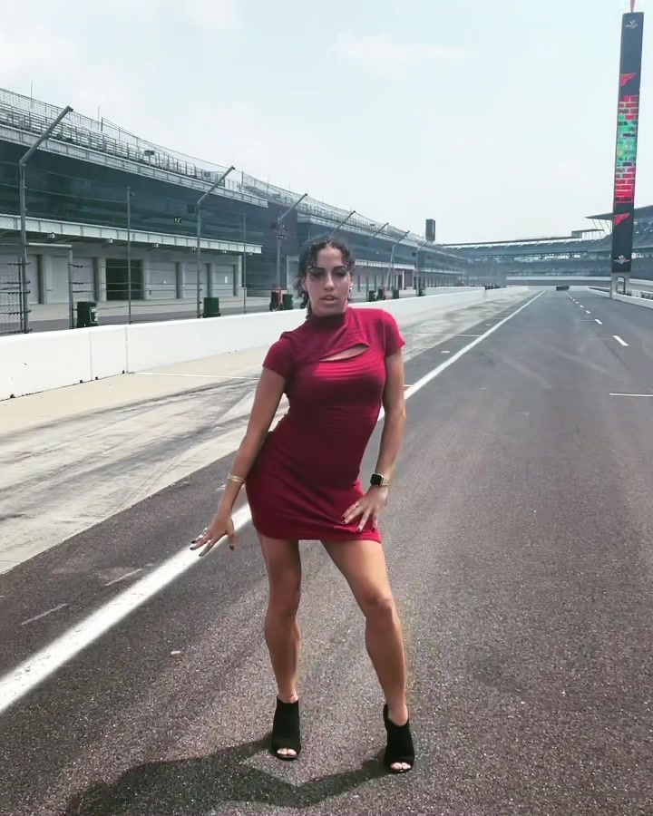 @Eliana Rose 🌹