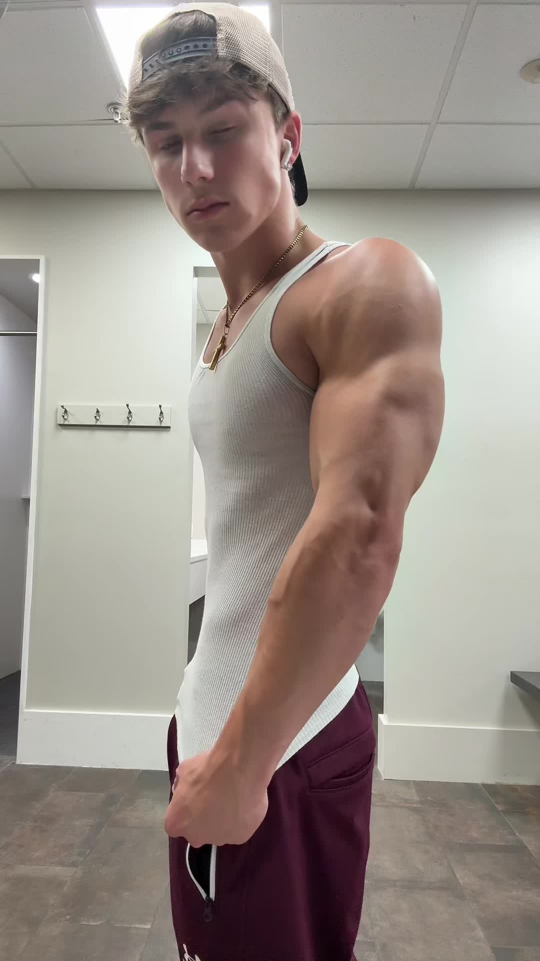 @dylanliftsz_