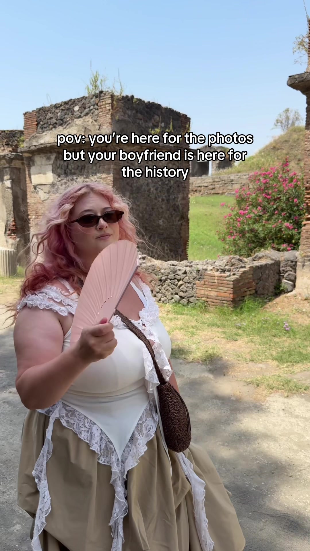 @AlliCaitlin