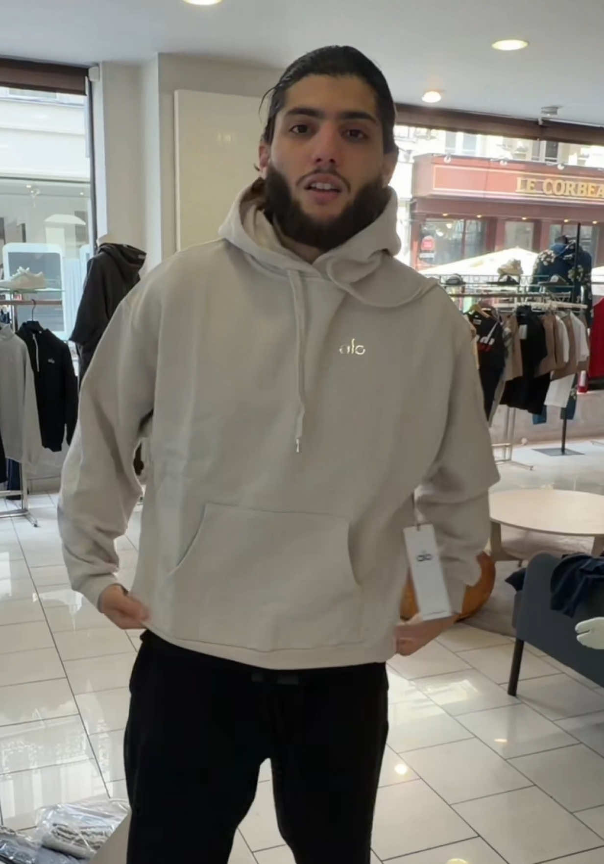 @wearebruxsell