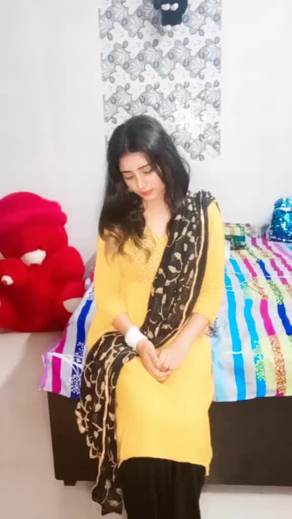 @tha_ official_Bushra