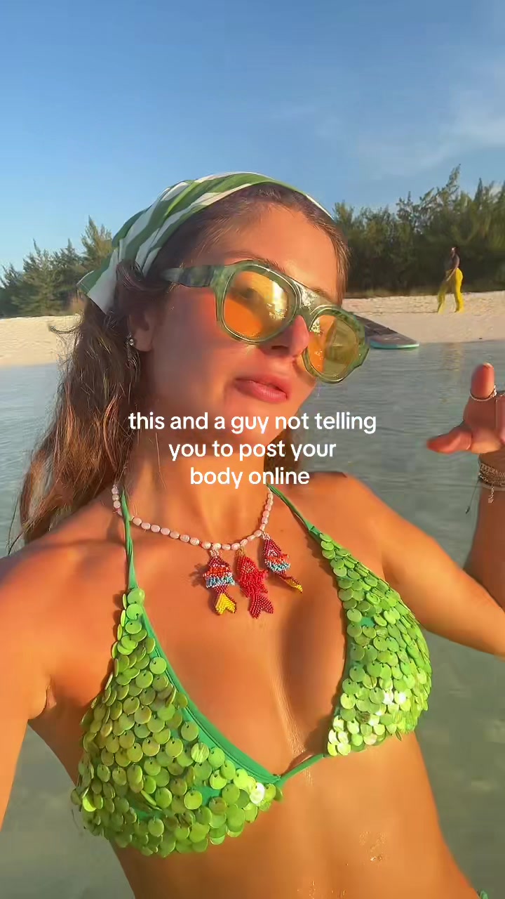 @chloesena