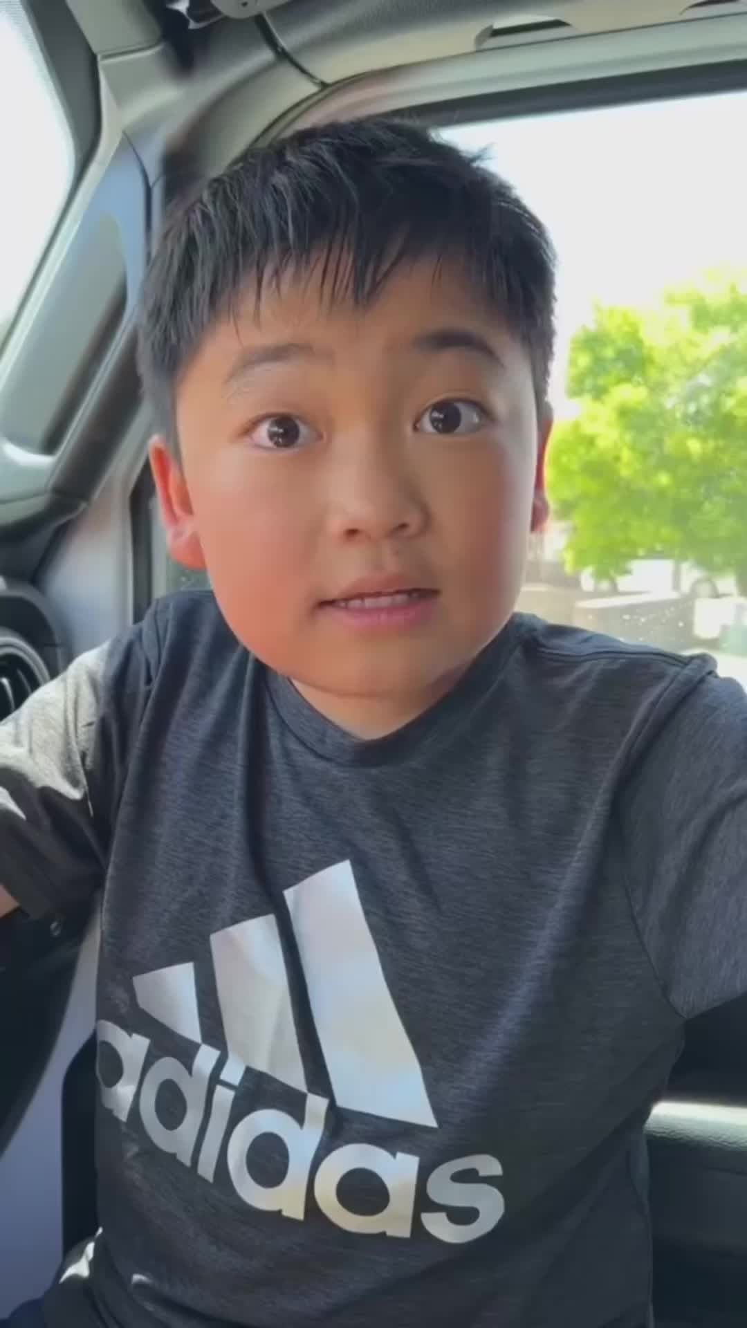 @Poofy