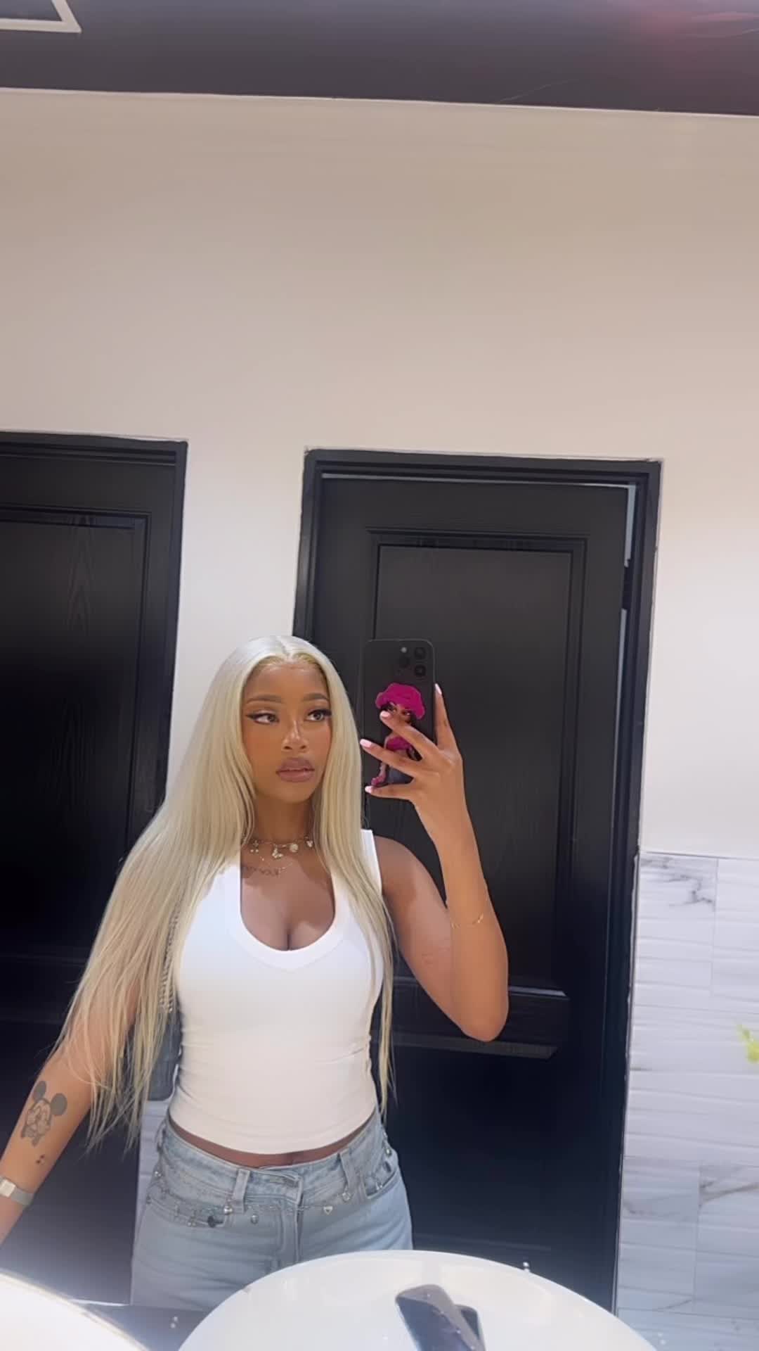 @Tsheamo_M