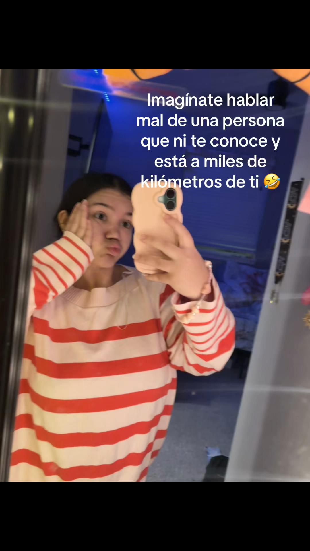 @👧🏻