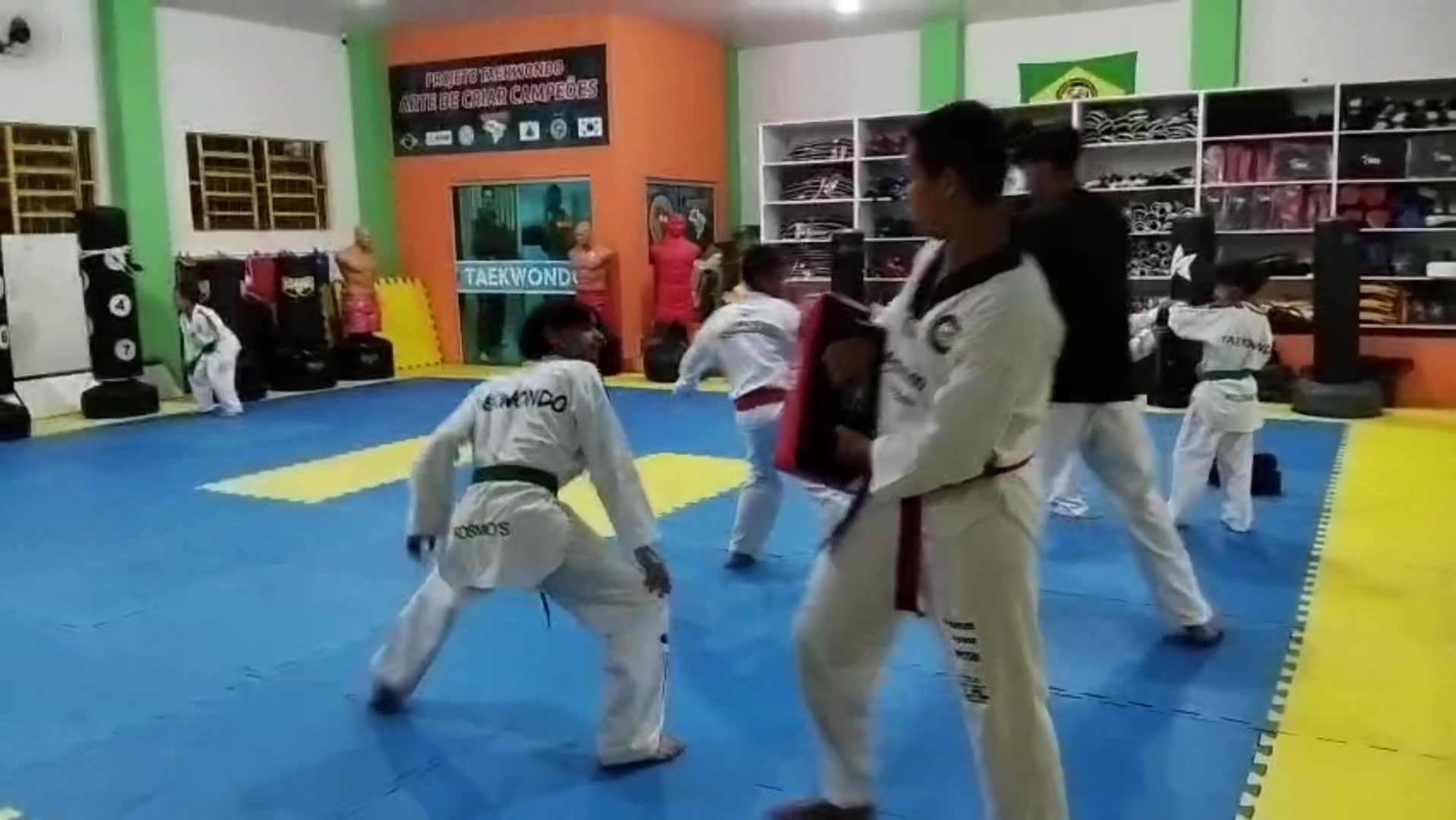 @ASSOCIAÇÃO KOSMO’S