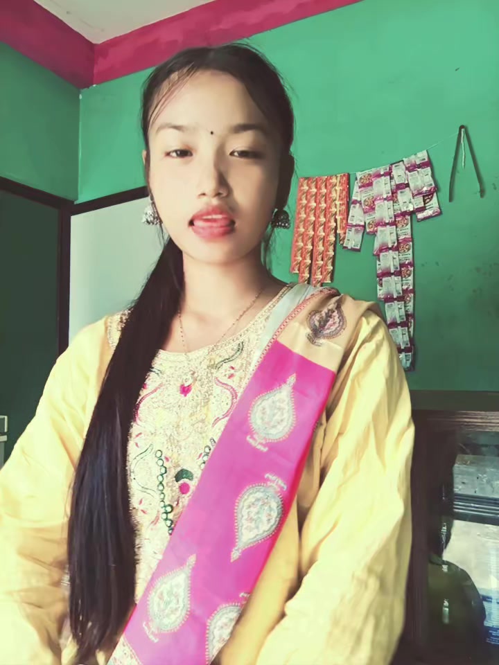 @युनिshaaa..☘️
