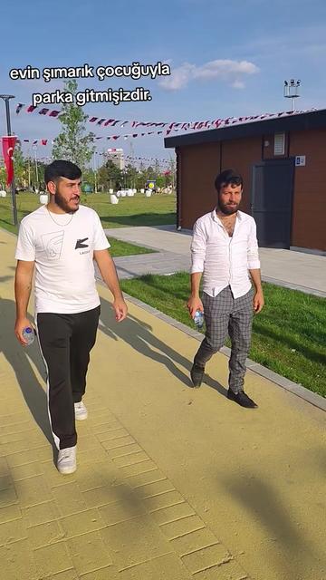 @ozcan_urn01
