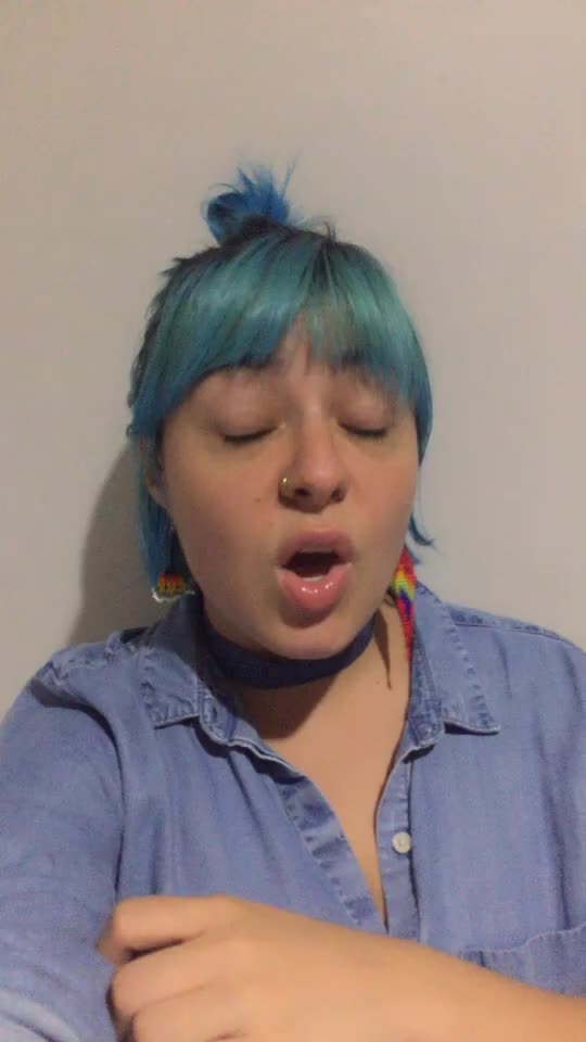 @Mariana Pi&ntilde;eros